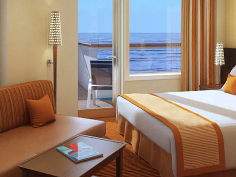 Junior Suite (Obstructed View)